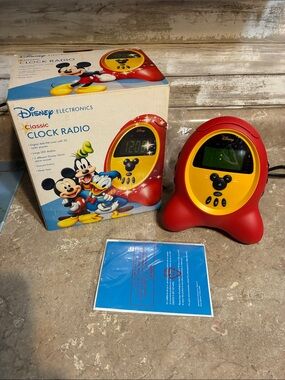 Disney Electronics 2003 Red and Yellow Mickey-Shaped Clock Radio NWT